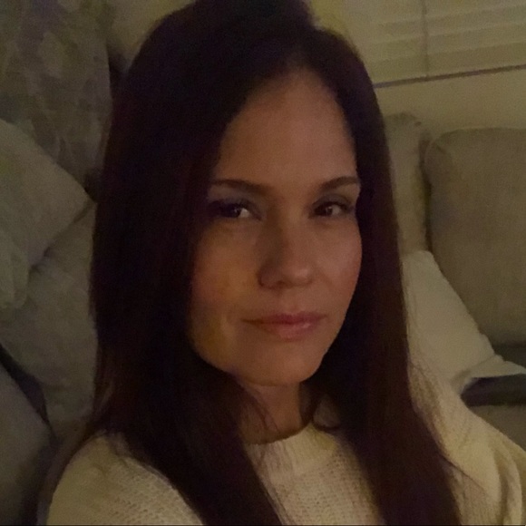 Meet your Posher, Amber - Picture 1 of 1